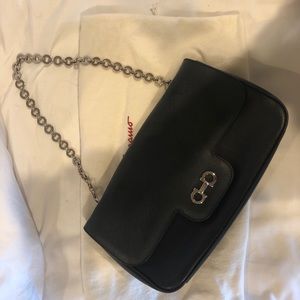 'Luciana' Leather Shoulder Bag